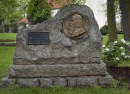 Pomník J. A. Komenského. Foto Karel Kocourek, stav 2010