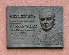 Pamětní deska Rudolfa Welse v Sokolově